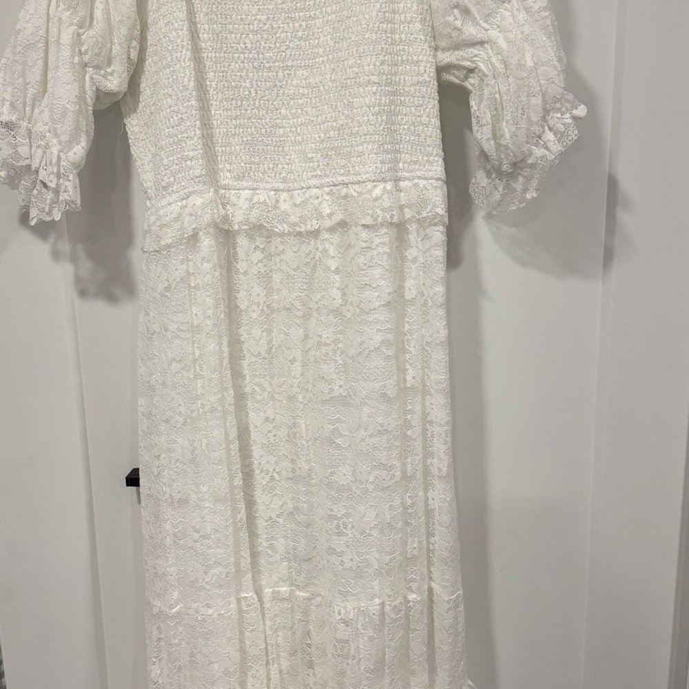 Ivy City Co White Lace Midi Dress - Picture 3 of 6